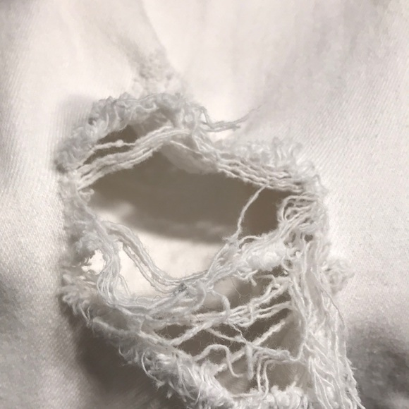 Old Navy Rockstar Mid-Rise Distressed Skinny Jeans - Picture 12 of 12